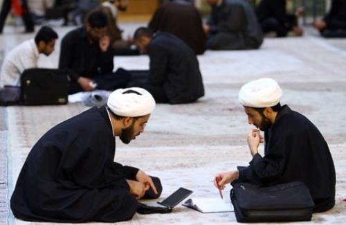 تمدید مهلت ثبت نام در آزمون کتبی حفظ قرآن طلاب