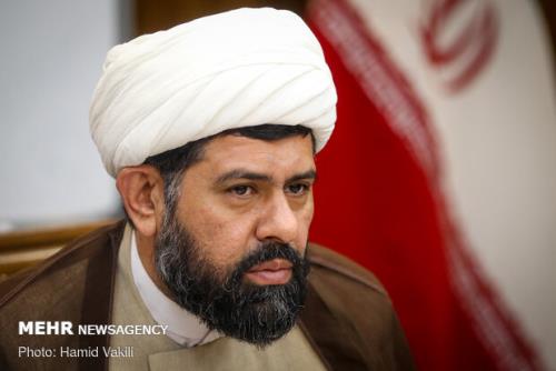 علما برای مقابله با رواج پارچه انگلیسی از نساجی محلی حمایت کردند