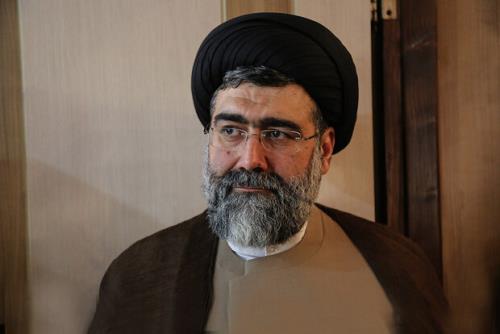 ساواک برای دستگیری اندرزگو جایزه بسیار سنگینی در نظر گرفته بود