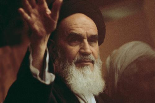 هدایت جوانی که پیش از انقلاب در منجلاب گرفتار بود، با بیانات امام
