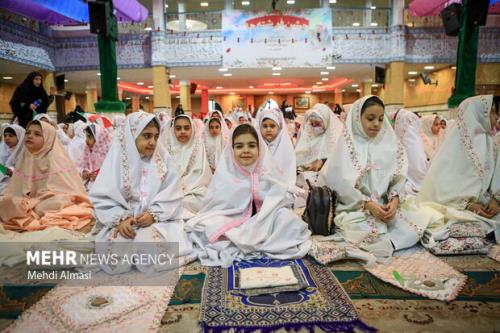 فرهنگسرای قرآن میزبان دانش آموزان تهرانی در برنامه دوست من نماز