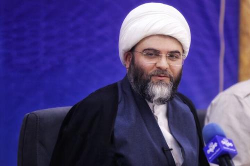 تدبر و حفظ موضوعی قرآن ظرفیت تبدیل به گفتمان غالب اجتماعی را دارد