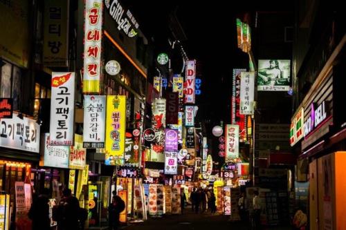 کره جنوبی کار گردشگران را راحت کرد