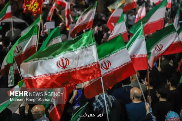 وقتی همه پای کار وطن هستند کدام خوانندگان در میدان خواندند؟
