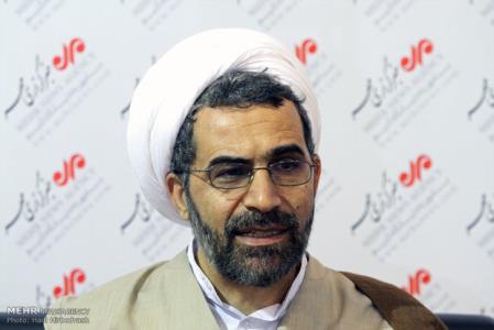 وقت نجات علم و توسعه مدیریت علمی در كشور است