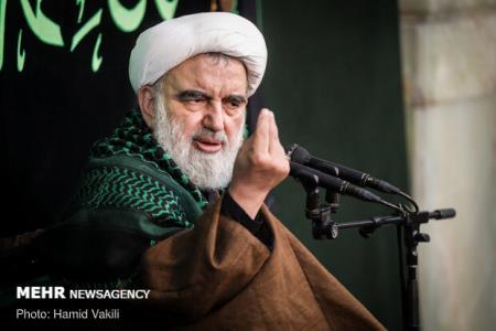 راه رسیدن به بهشت، اطاعت خداست نه ریاضت و خانقاه
