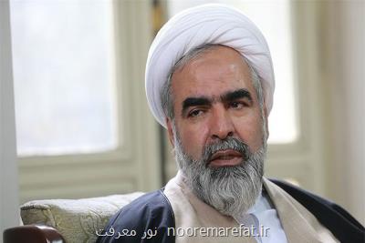 حجت الاسلام قمی درگذشت روح الله حسینیان را تسلیت گفت
