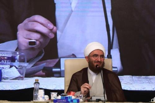 تنها از 20درصد ظرفیت ائمه جمعه در امورفرهنگی كشور استفاده می نماییم